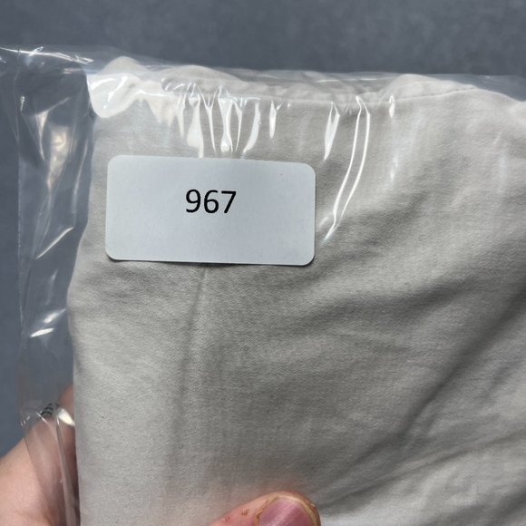 Abercrombie & Fitch Shorts Mens 34 Ivory Chino Flat Front Stretch Cotton Blend - Picture 9 of 9